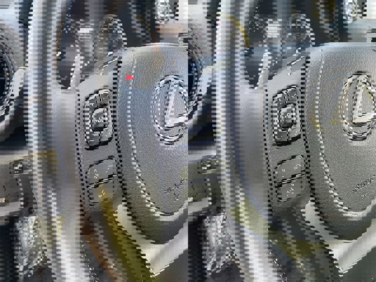 Used 2024 Lexus IS 300 w/ Premium Package image 25