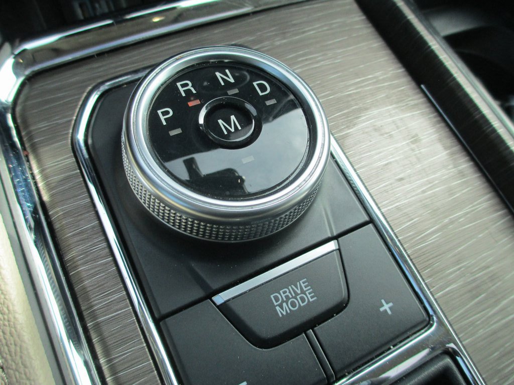 Used 2024 Ford Expedition Limited image 32