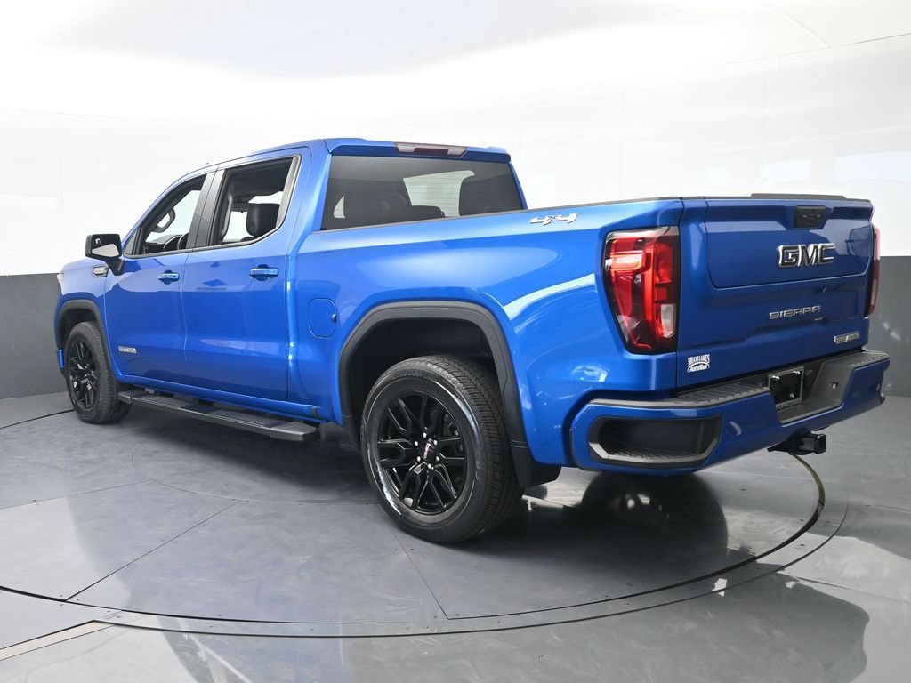 Used 2023 GMC Sierra 1500 Elevation w/ LPO, Elevation Black Package AWD/4WD image 4
