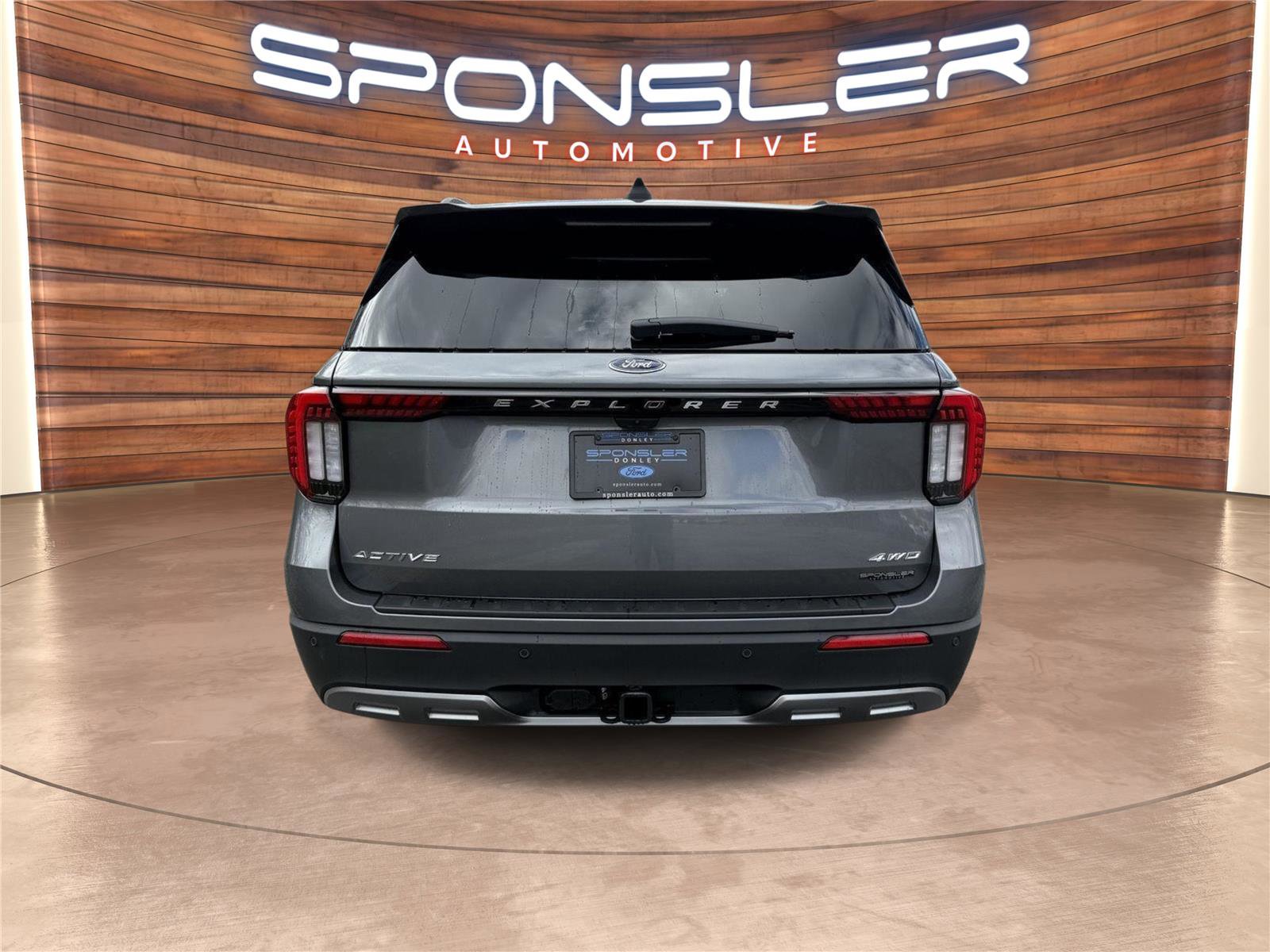 New 2026 Ford Explorer Active AWD/4WD image 5