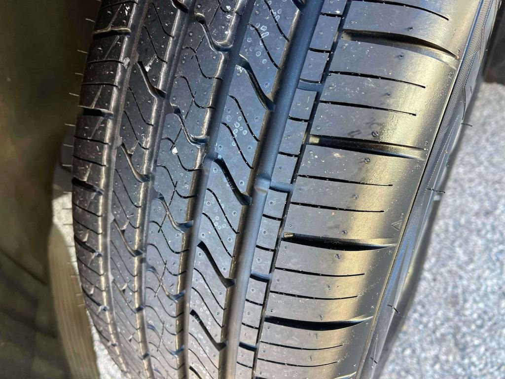 Used 2020 Kia Sedona EX image 35