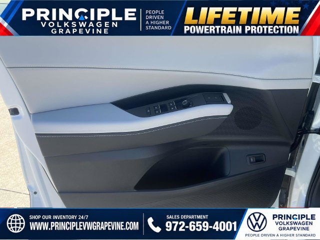 New 2027 Volkswagen Atlas SE FWD image 12