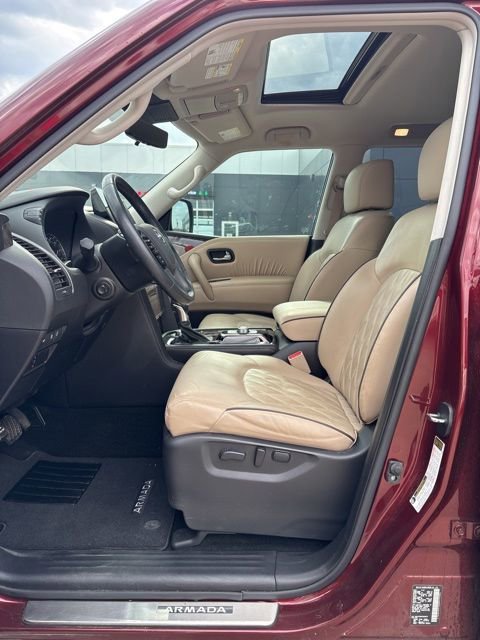 Used 2023 Nissan Armada Platinum w/ Captain's Chairs Package AWD/4WD image 4
