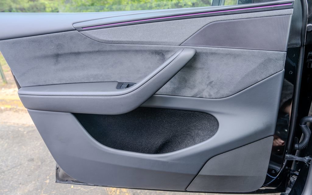 Used 2026 Tesla Model Y Long Range image 14