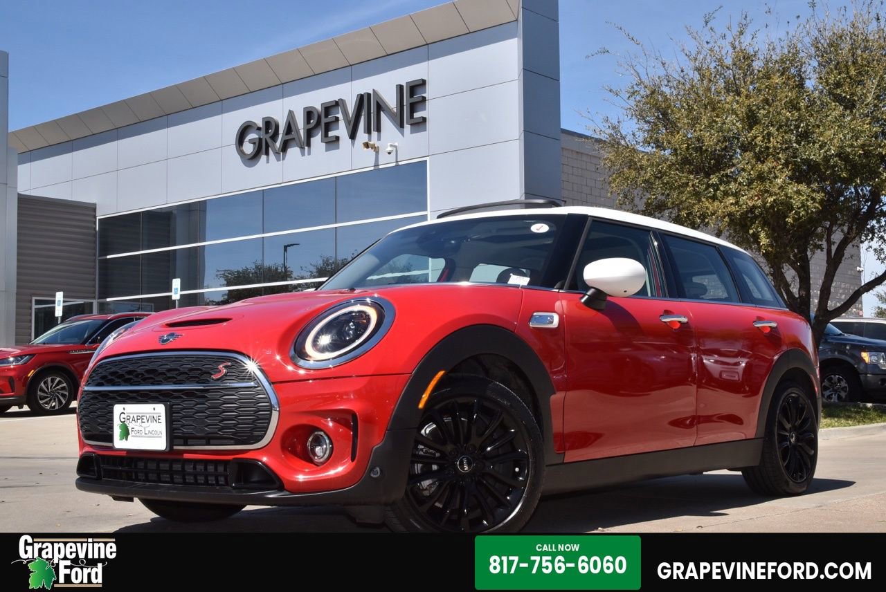 Used 2024 MINI Cooper Clubman S w/ Signature Upholstery Package FWD image 1