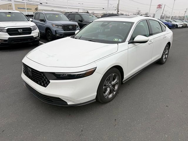 Used 2024 Honda Accord EX image 4