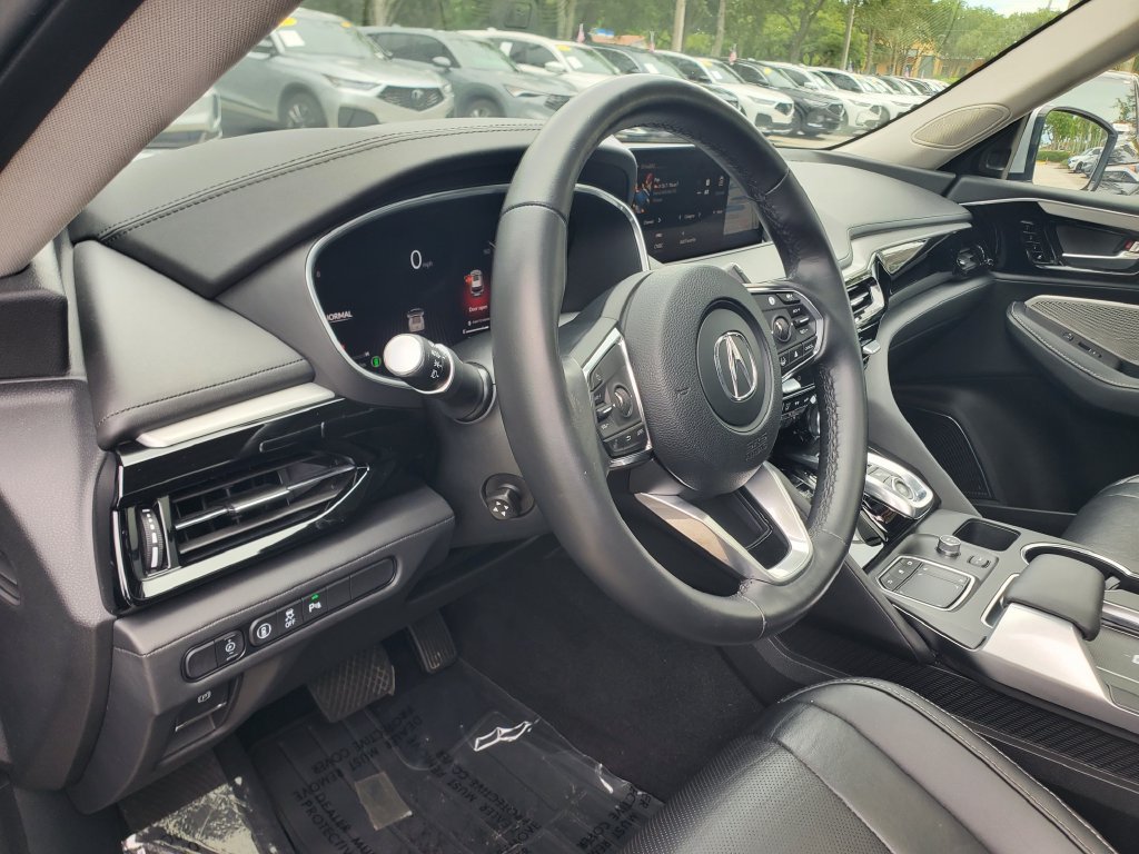 Used 2024 Acura MDX w/ Technology Package FWD image 16