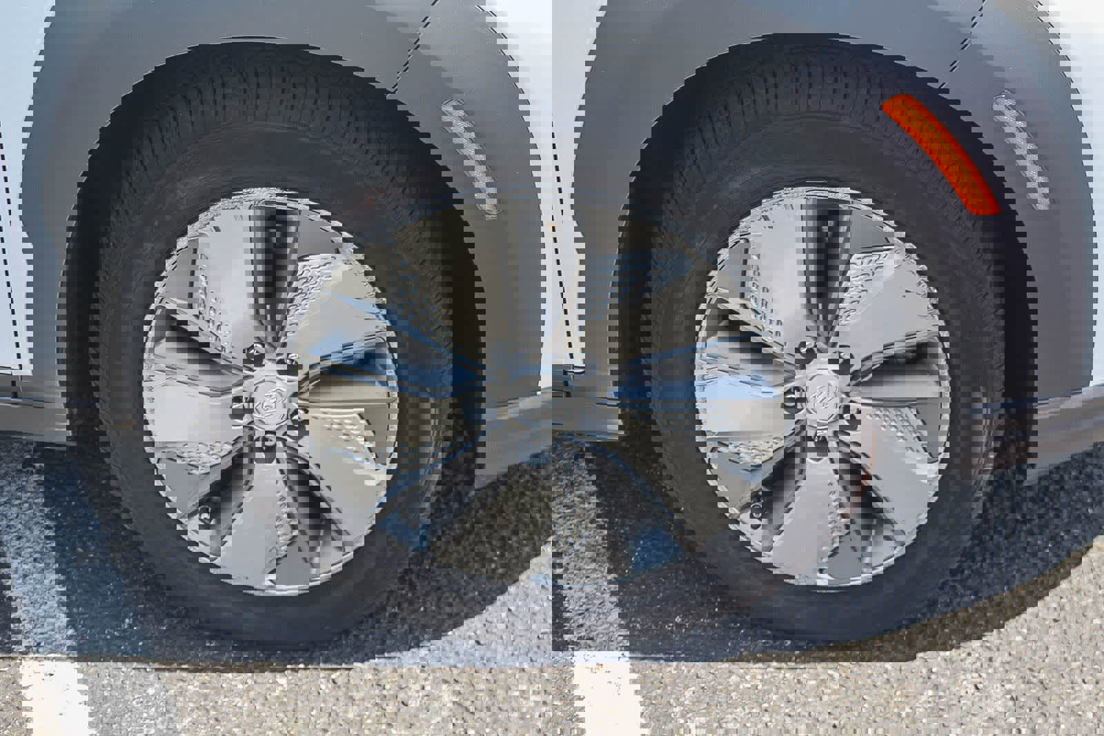 Used 2020 Hyundai Kona Limited image 14