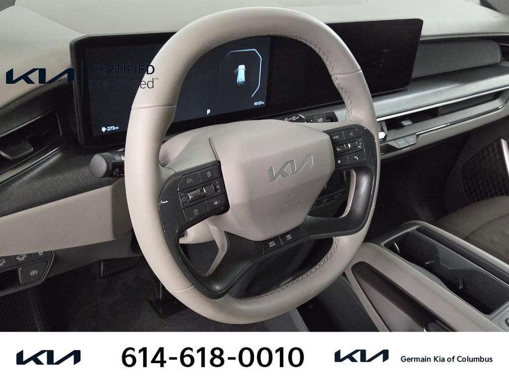 Certified 2024 Kia EV9 Wind AWD/4WD image 17