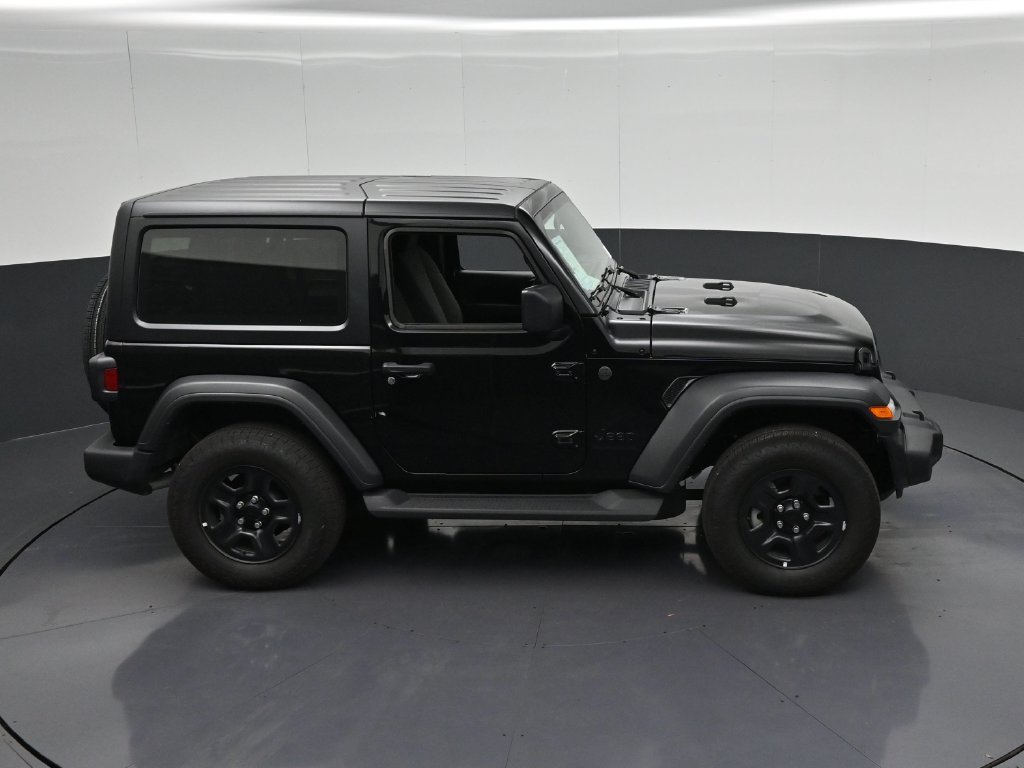 Used 2026 Jeep Wrangler Sport AWD/4WD image 18