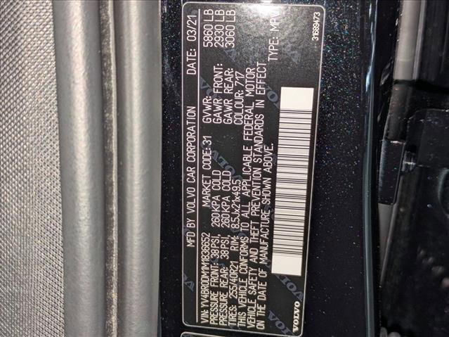 Used 2021 Volvo XC60 T8 R-Design w/ Advanced Package image 27