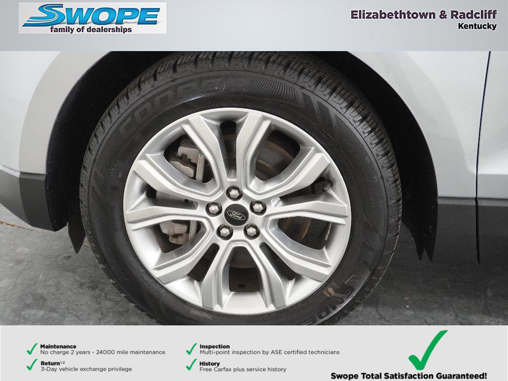 Used 2024 Ford Edge Titanium image 28