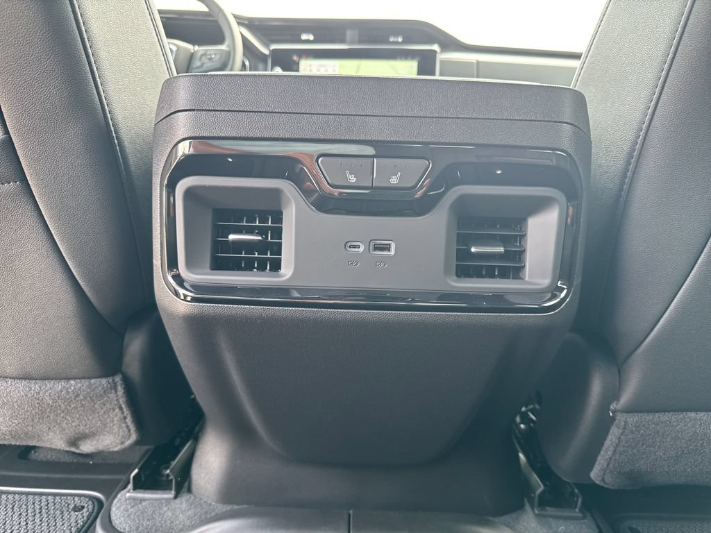 New 2026 GMC Sierra 1500 AT4 w/ AT4 Premium Package AWD/4WD image 44