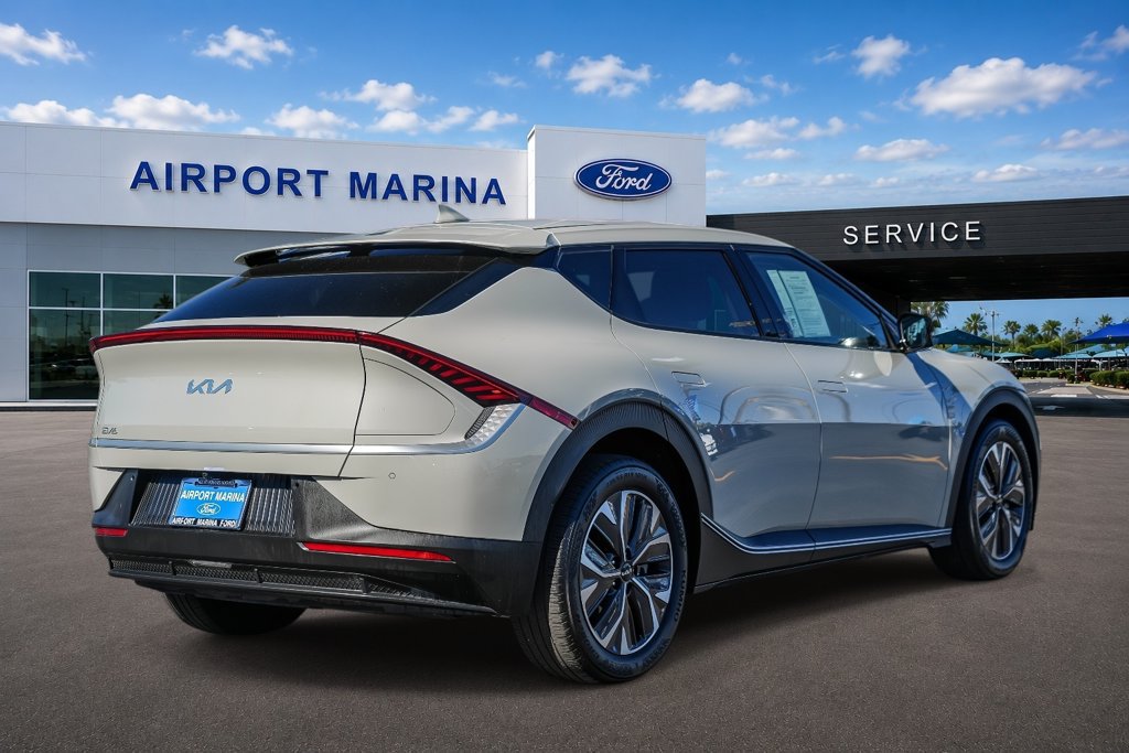 Used 2024 Kia EV6 Light AWD/4WD image 8