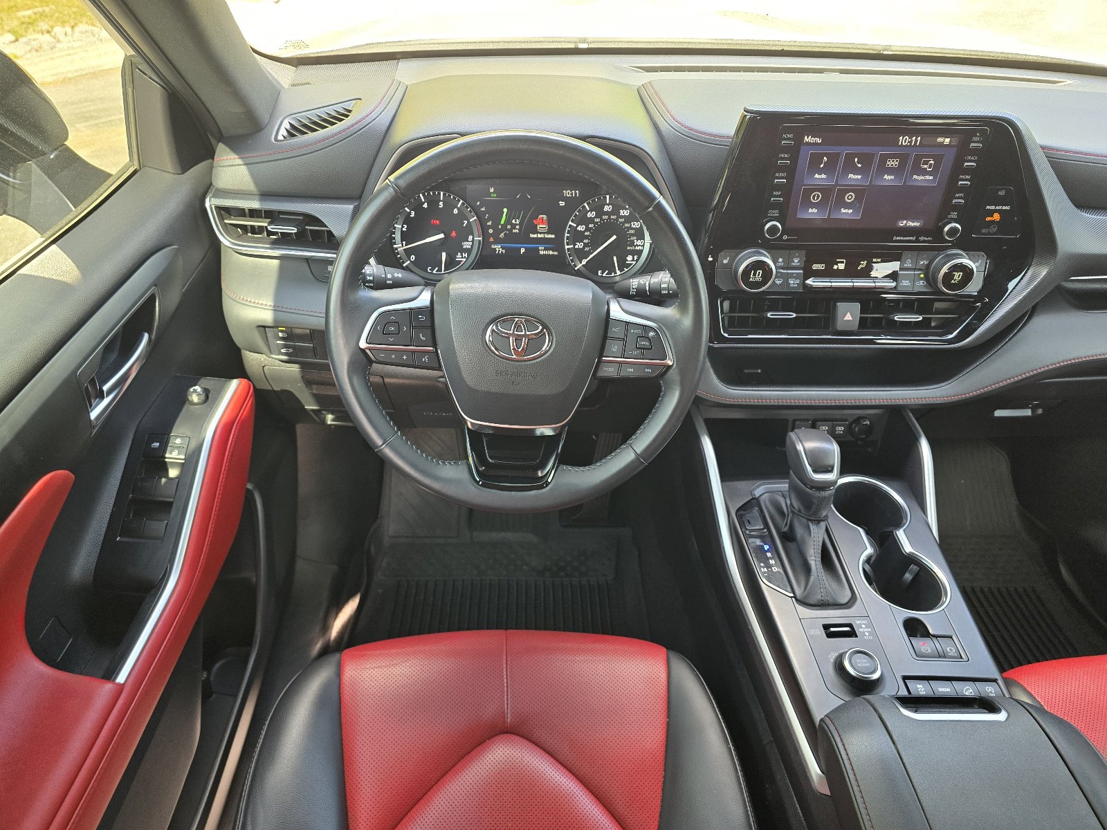 Used 2021 Toyota Highlander XSE AWD/4WD image 14