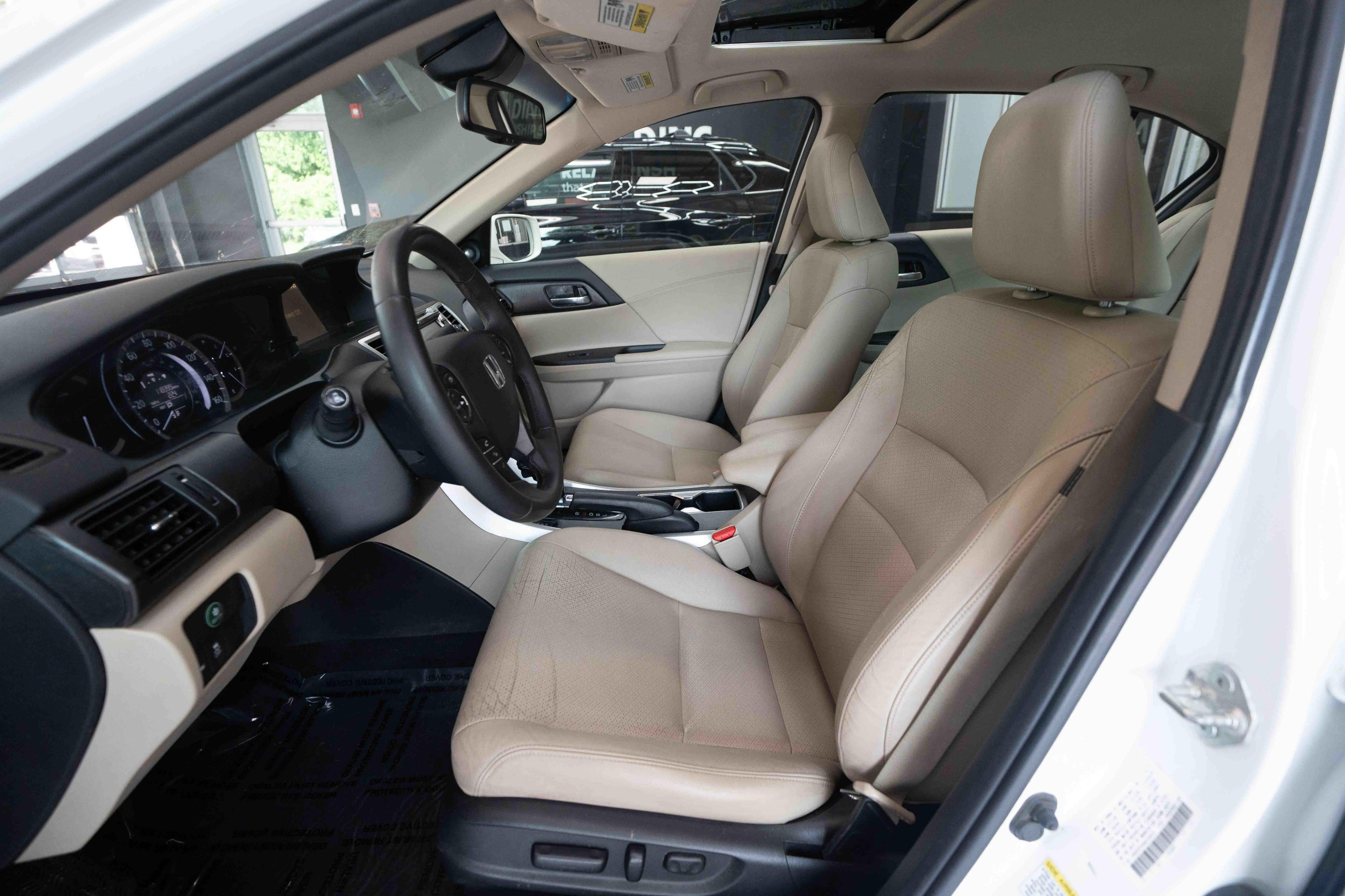 Used 2013 Honda Accord EX-L image 9