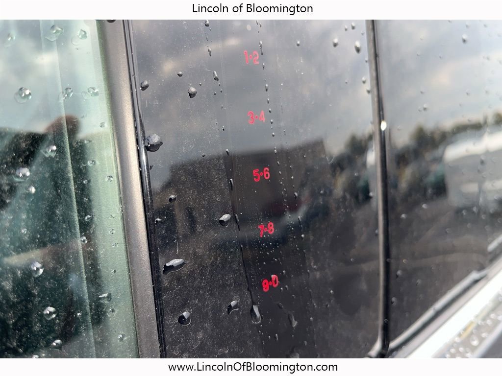 Used 2022 Ford Expedition Max Limited image 26