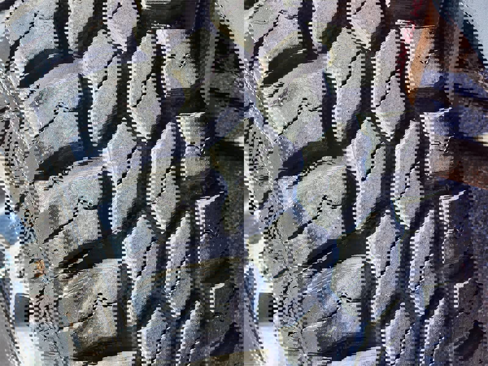 Used 2020 Jeep Gladiator Overland image 3