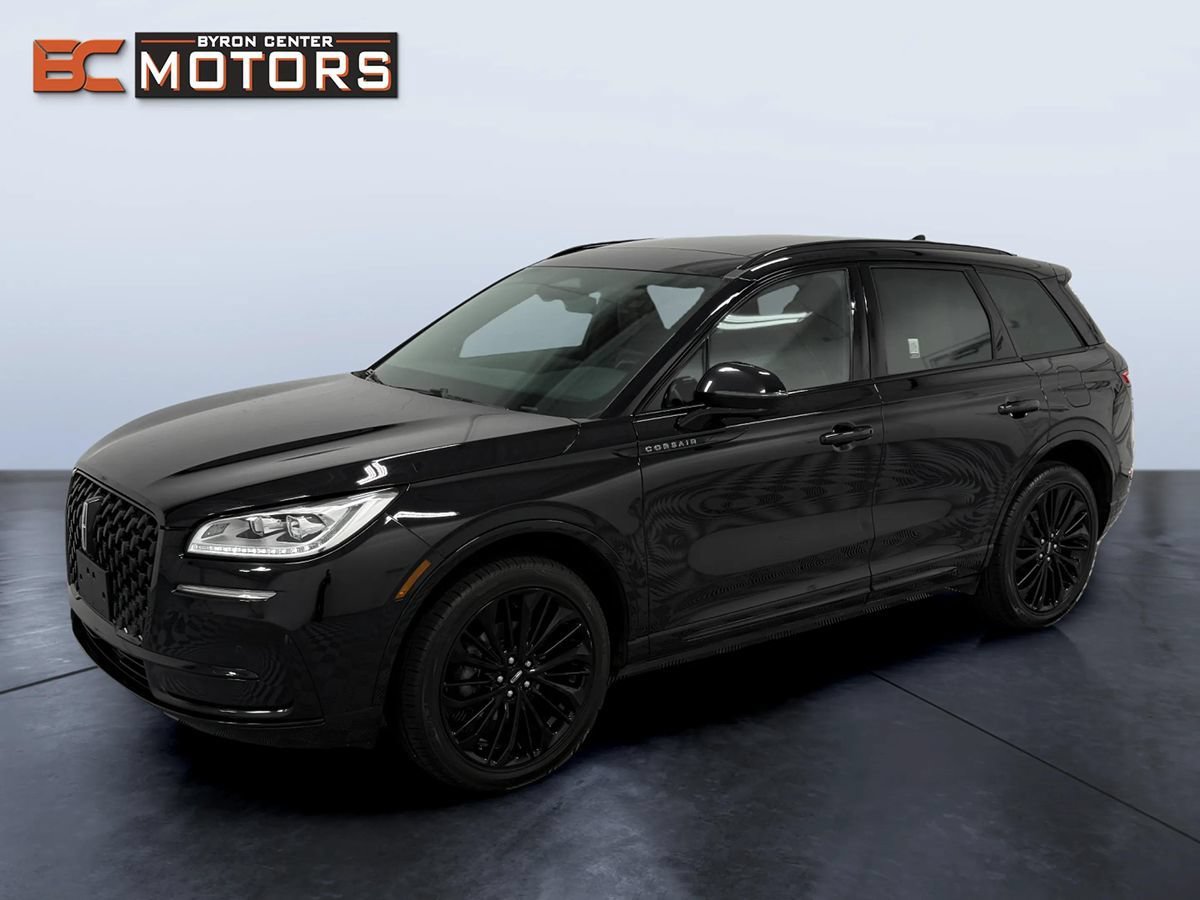 Used 2023 Lincoln Corsair Reserve w/ Equipment Group 201A AWD/4WD image 1