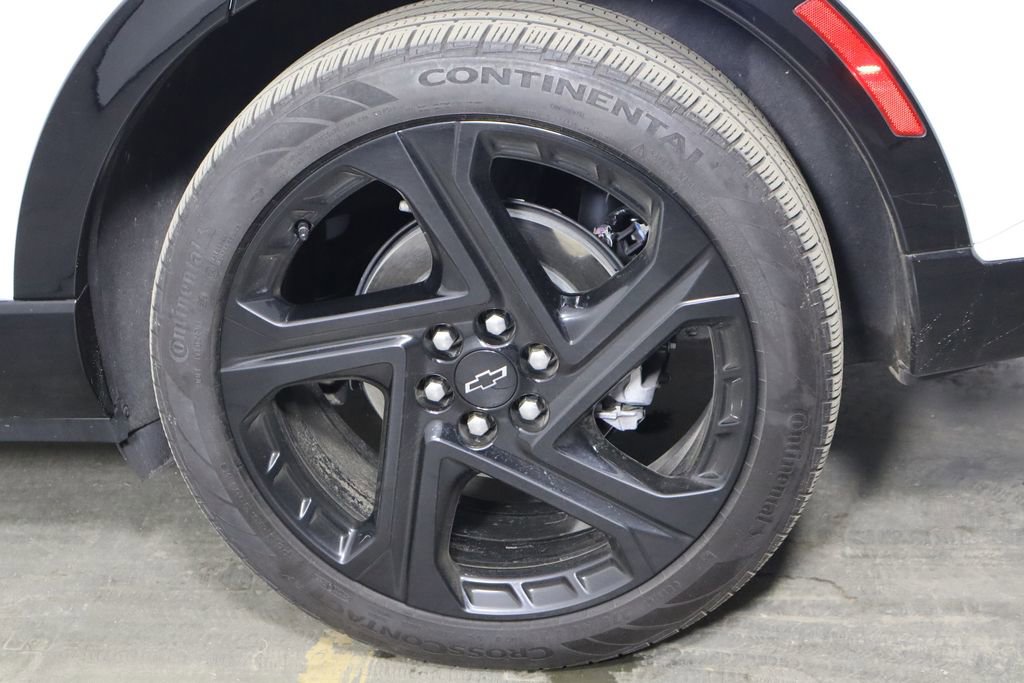 Used 2024 Chevrolet Equinox EV RS image 40