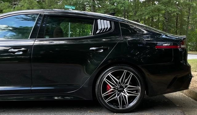 Used 2022 Kia Stinger GT1 w/ Red Interior Color Package AWD/4WD image 5