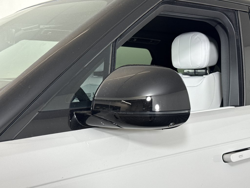 New 2027 Land Rover Range Rover Sport SE AWD/4WD image 14