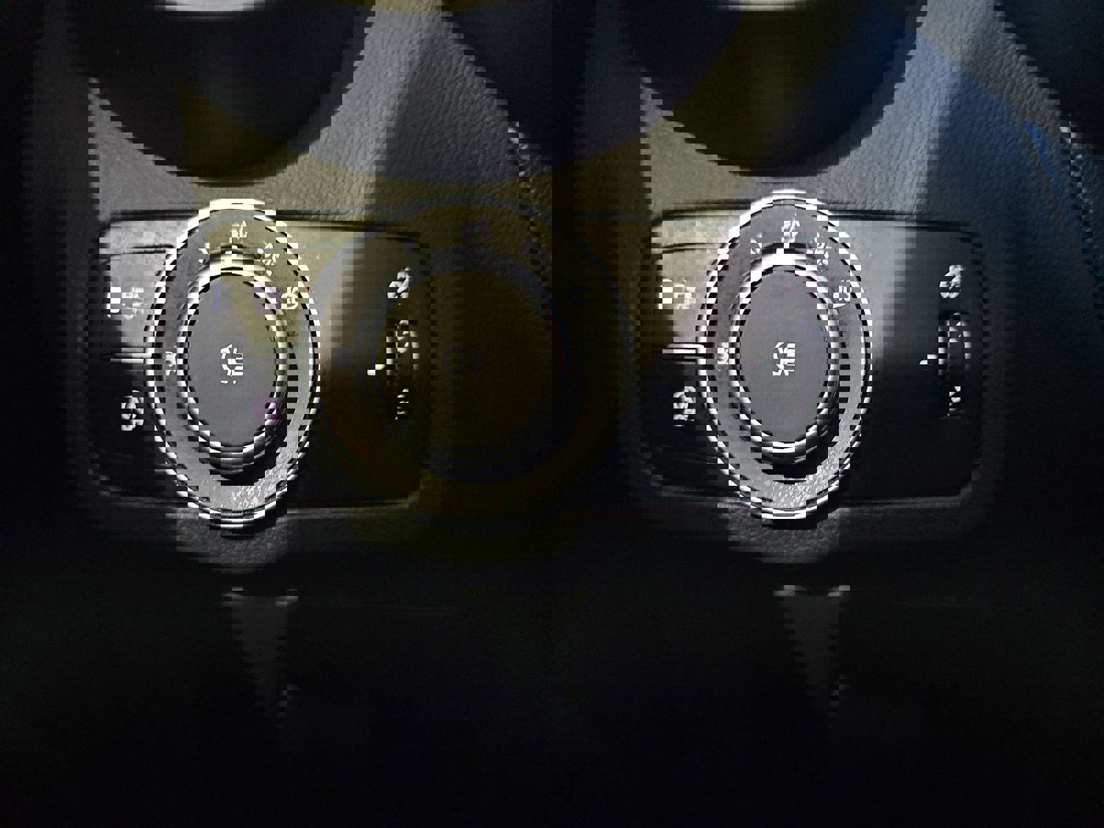 Used 2024 Alfa Romeo Stelvio Veloce image 27