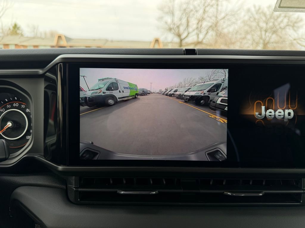 New 2026 Jeep Gladiator Sahara image 20