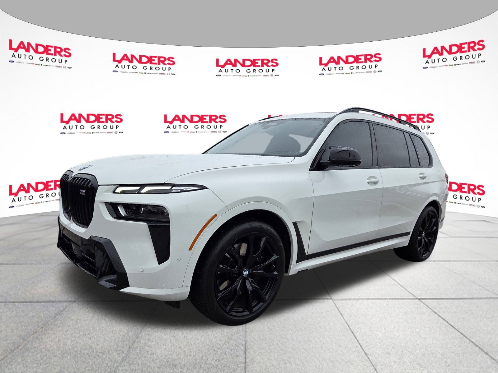 Used 2023 BMW X7 M60i w/ Executive Package image 7