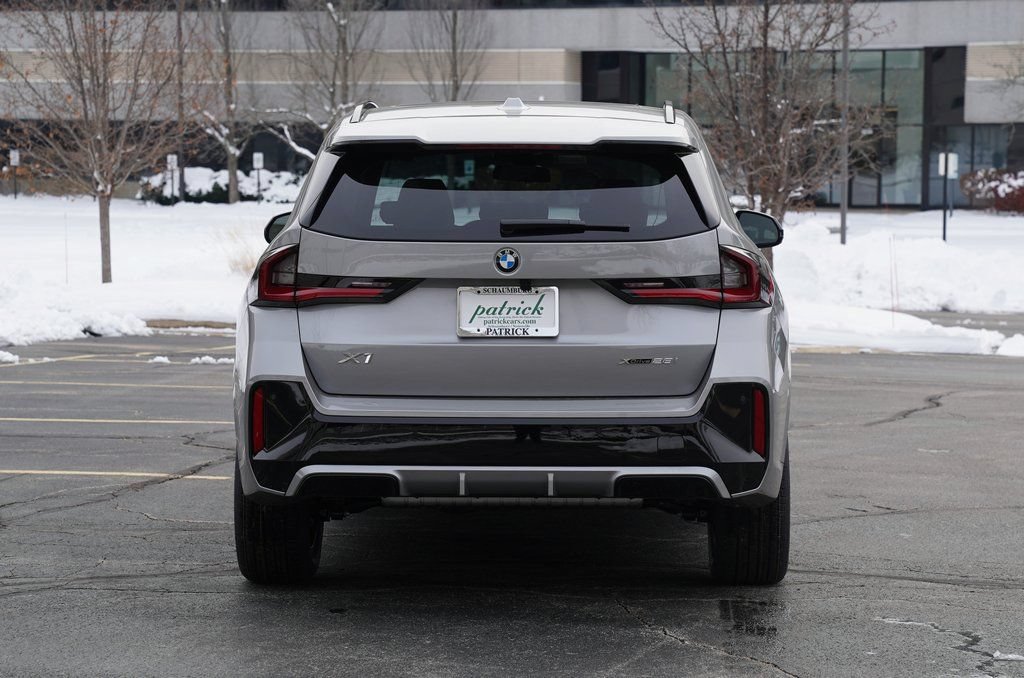 Used 2026 BMW X1 xDrive28i w/ Technology Package AWD/4WD image 5