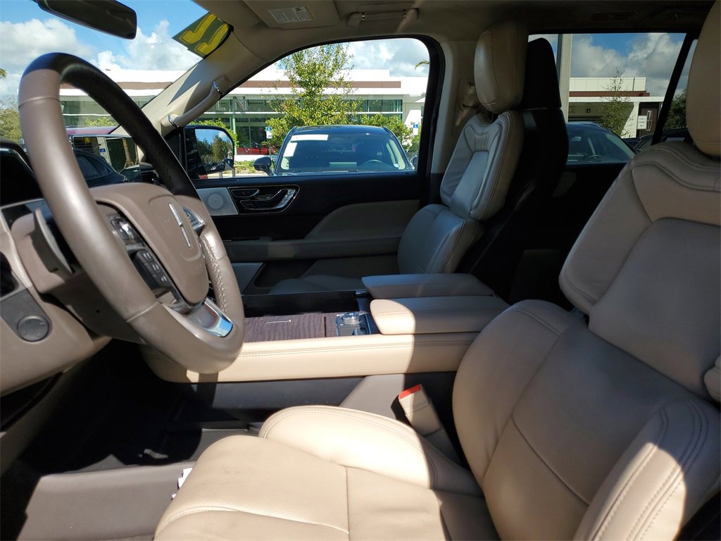 Certified 2022 Lincoln Navigator L Reserve image 21