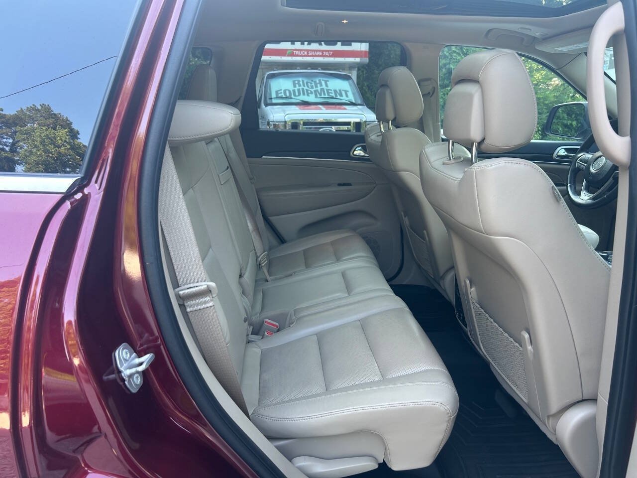 Used 2020 Jeep Grand Cherokee Limited w/ Luxury Group II AWD/4WD image 28
