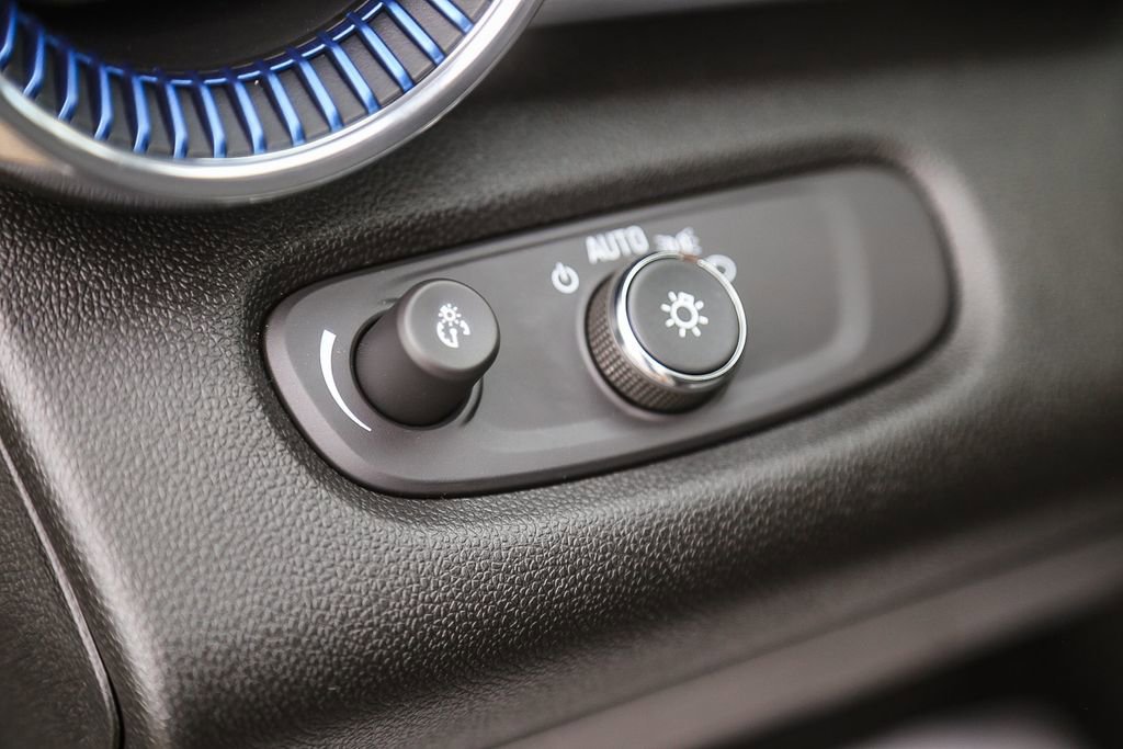 Certified 2026 Chevrolet Trax LT w/ Driver Confidence Package image 41