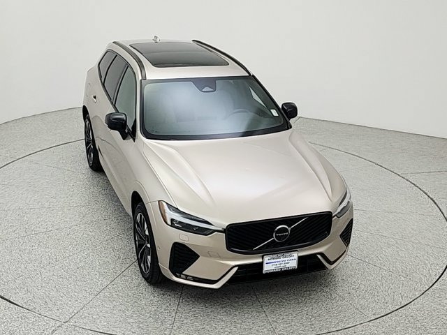 Certified 2026 Volvo XC60 B5 Plus AWD/4WD image 14