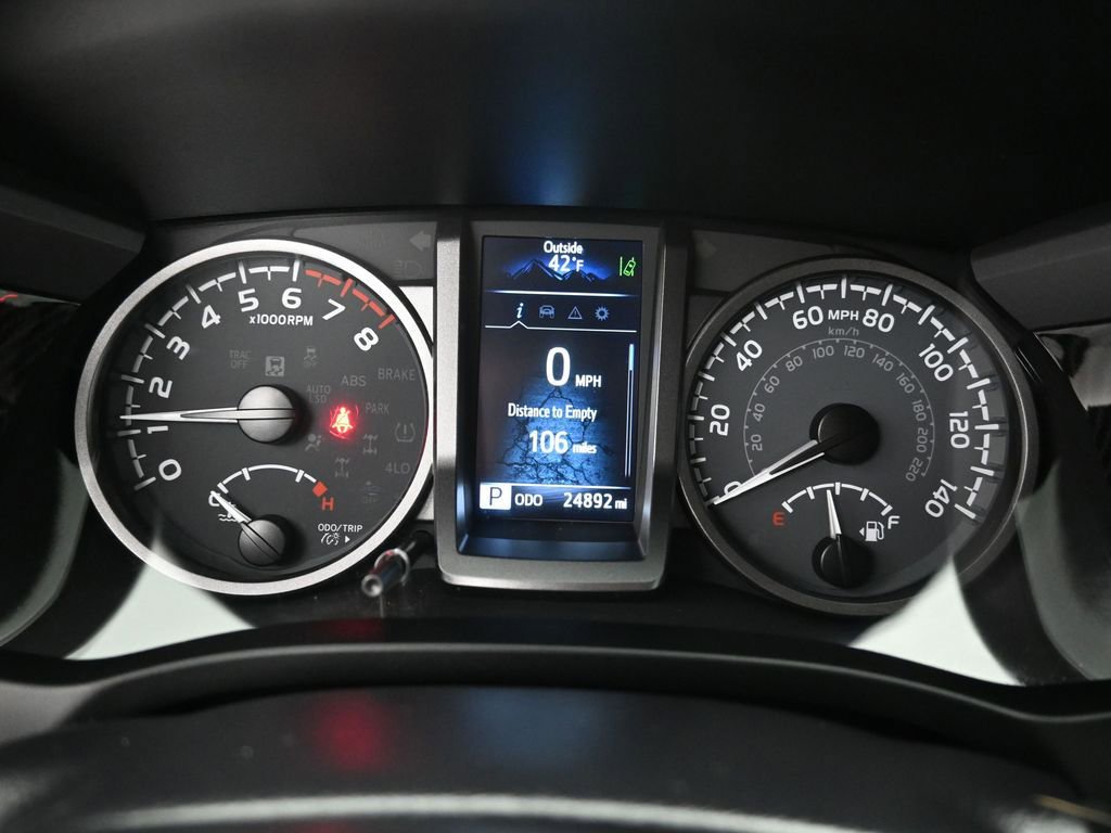 Used 2023 Toyota Tacoma TRD Sport image 12