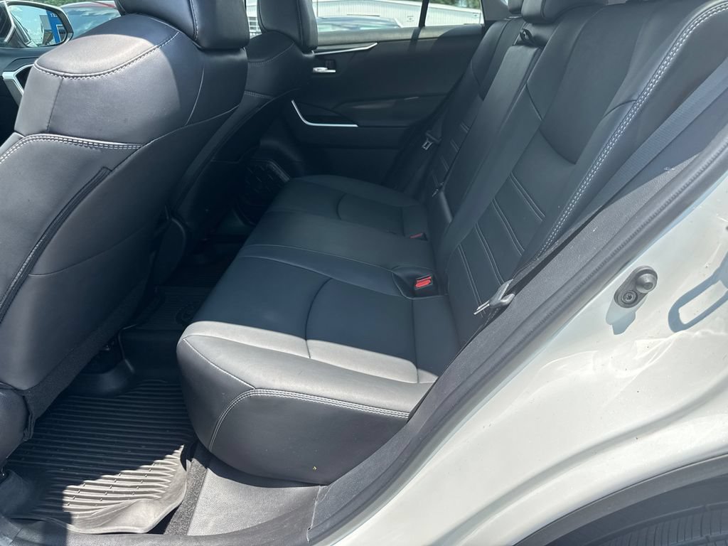 Used 2022 Toyota RAV4 XLE Premium FWD image 21
