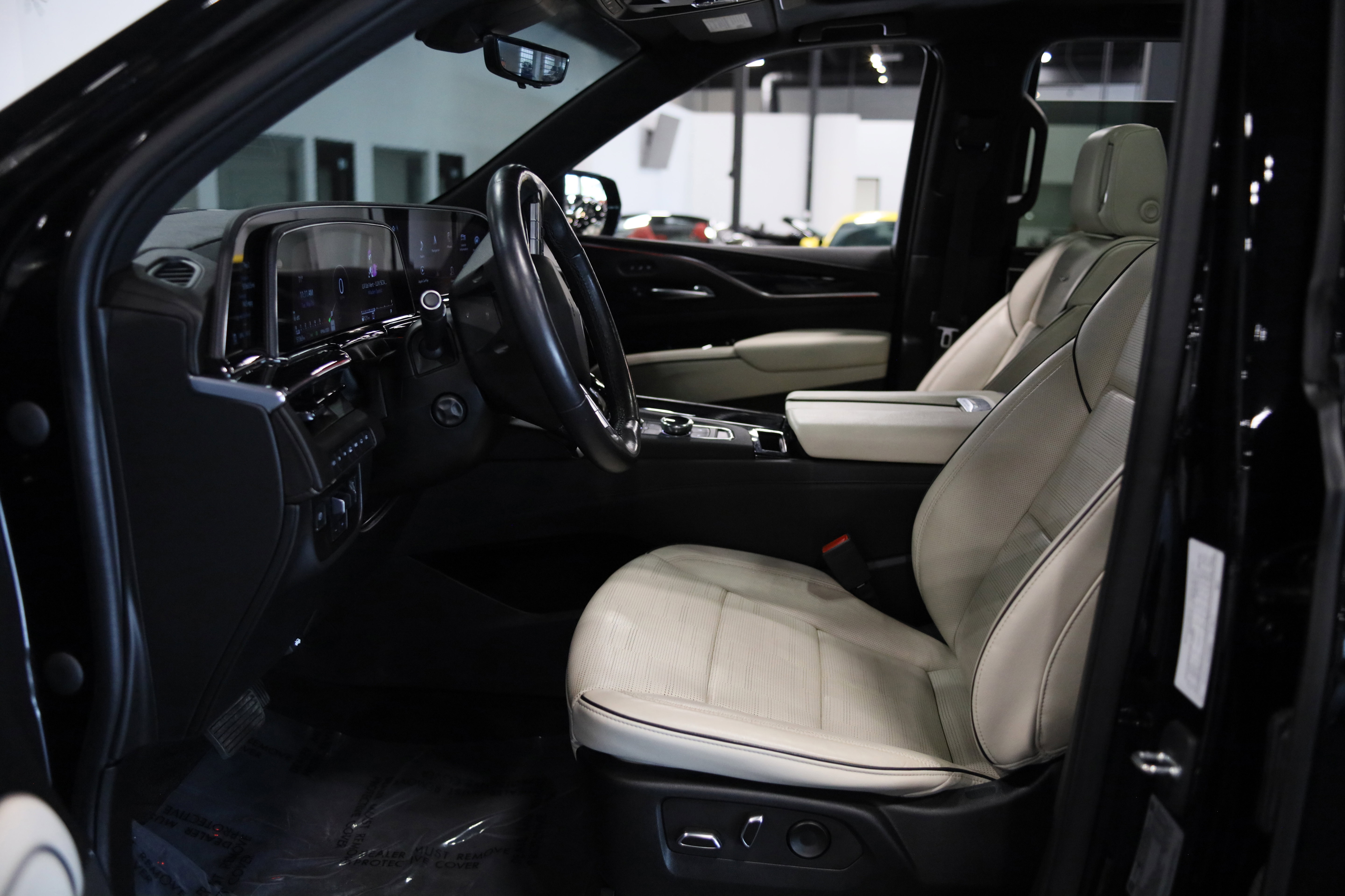 Used 2022 Cadillac Escalade Sport w/ Touring Package AWD/4WD image 12