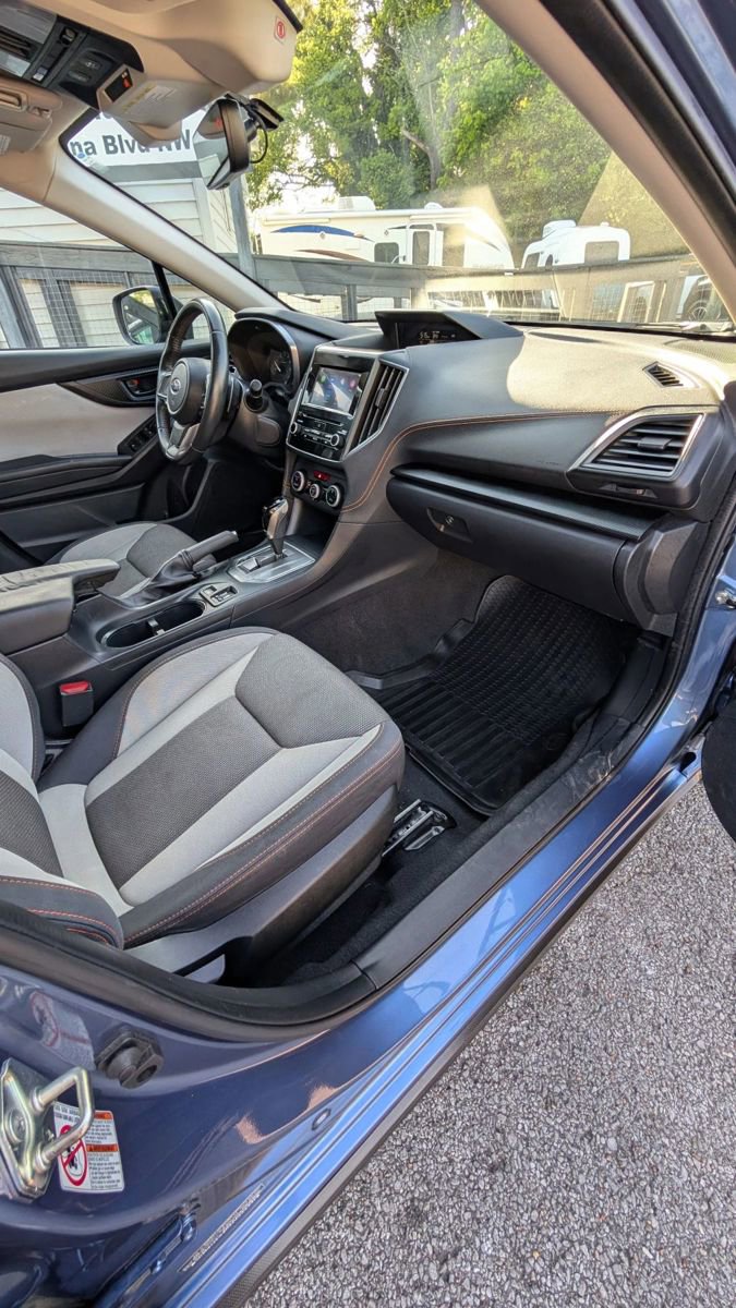Used 2020 Subaru Crosstrek 2.0i Premium w/ Moonroof Package 1 AWD/4WD image 14