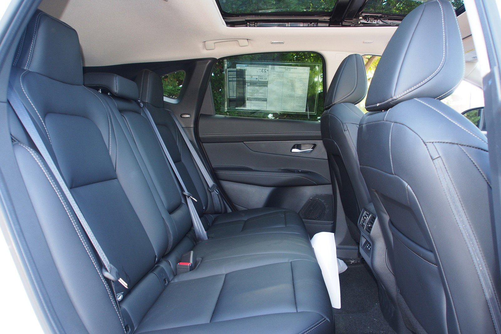 Used 2025 Nissan Murano SL w/ Cargo Package image 13