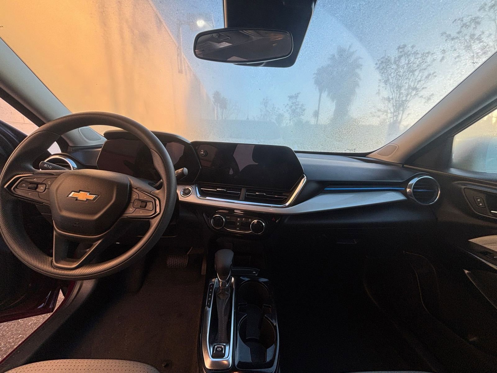 Used 2025 Chevrolet Trax LT image 33