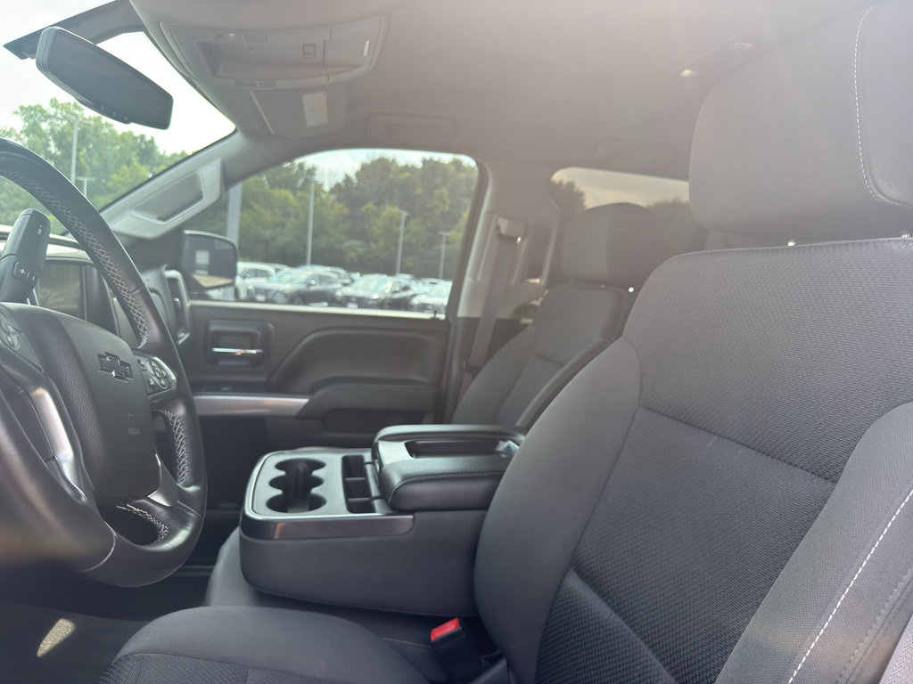 Used 2015 Chevrolet Silverado 2500 LT w/ LT Convenience Package AWD/4WD image 24