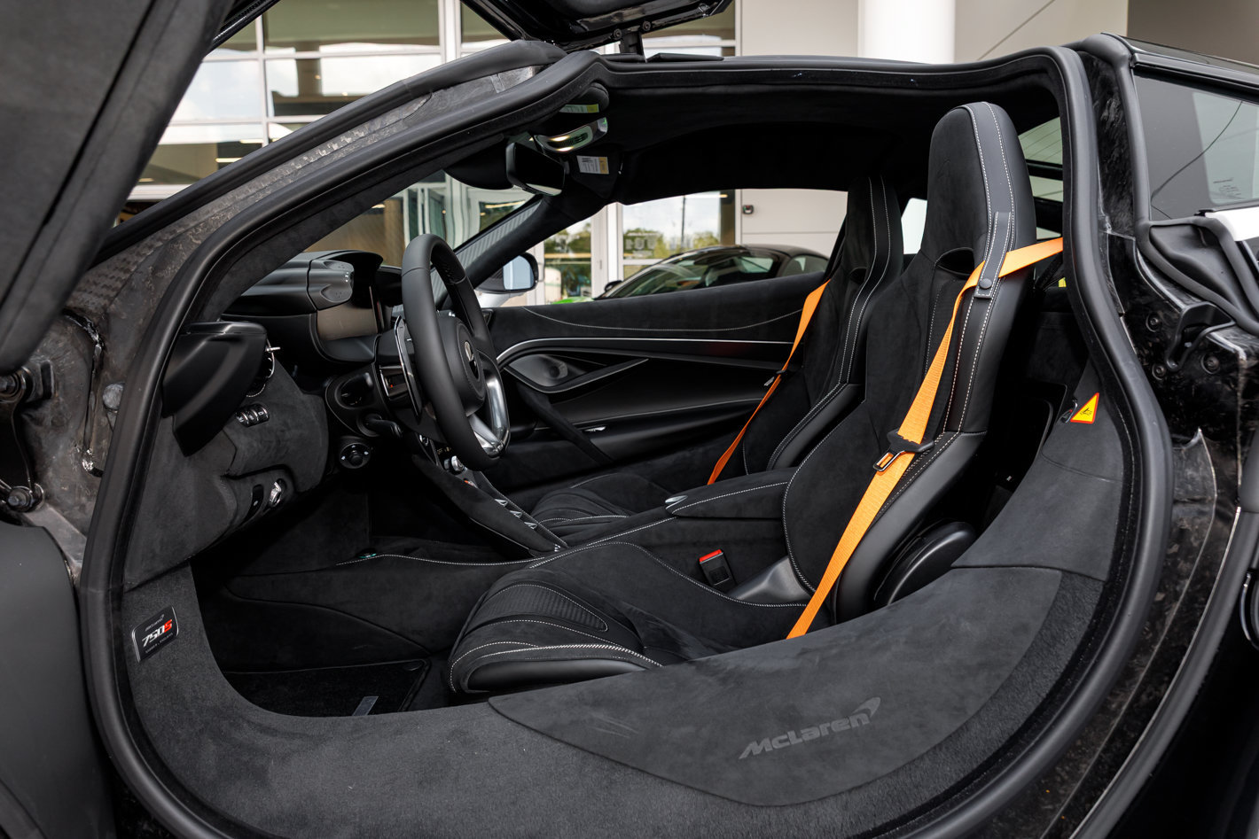 Used 2027 McLaren 750S RWD image 24