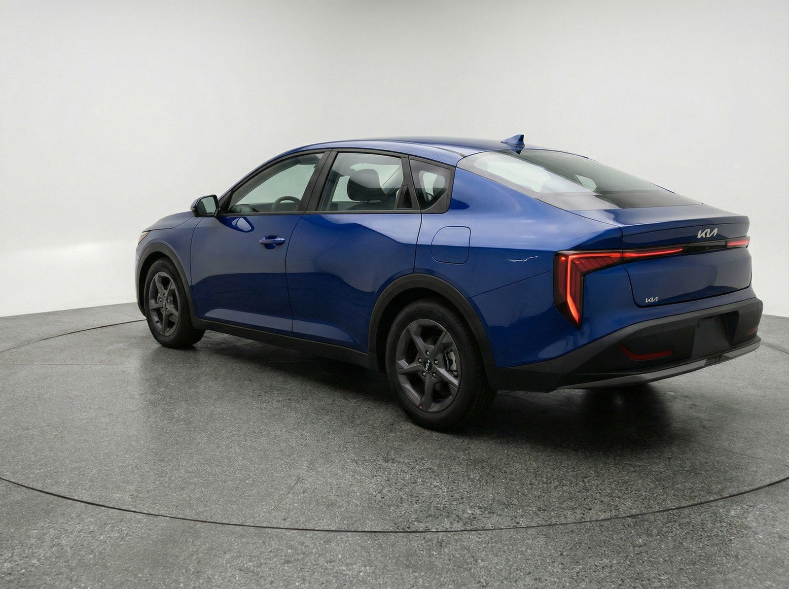 Used 2025 Kia K4 FWD image 6