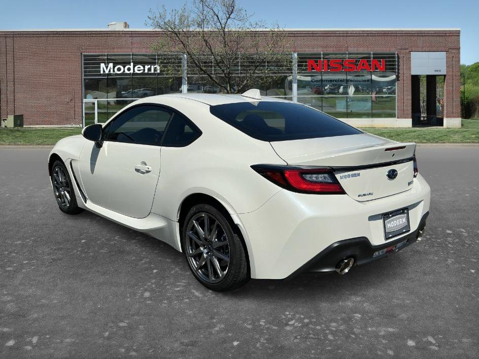 Used 2025 Subaru BRZ Premium RWD image 2