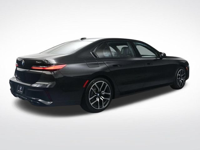 New 2026 BMW 760i xDrive w/ Executive Package AWD/4WD image 4