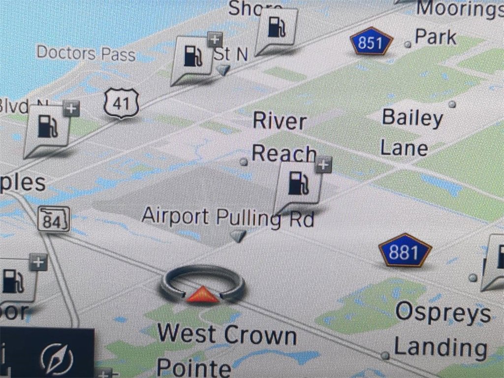 Used 2018 BMW 740i xDrive image 23