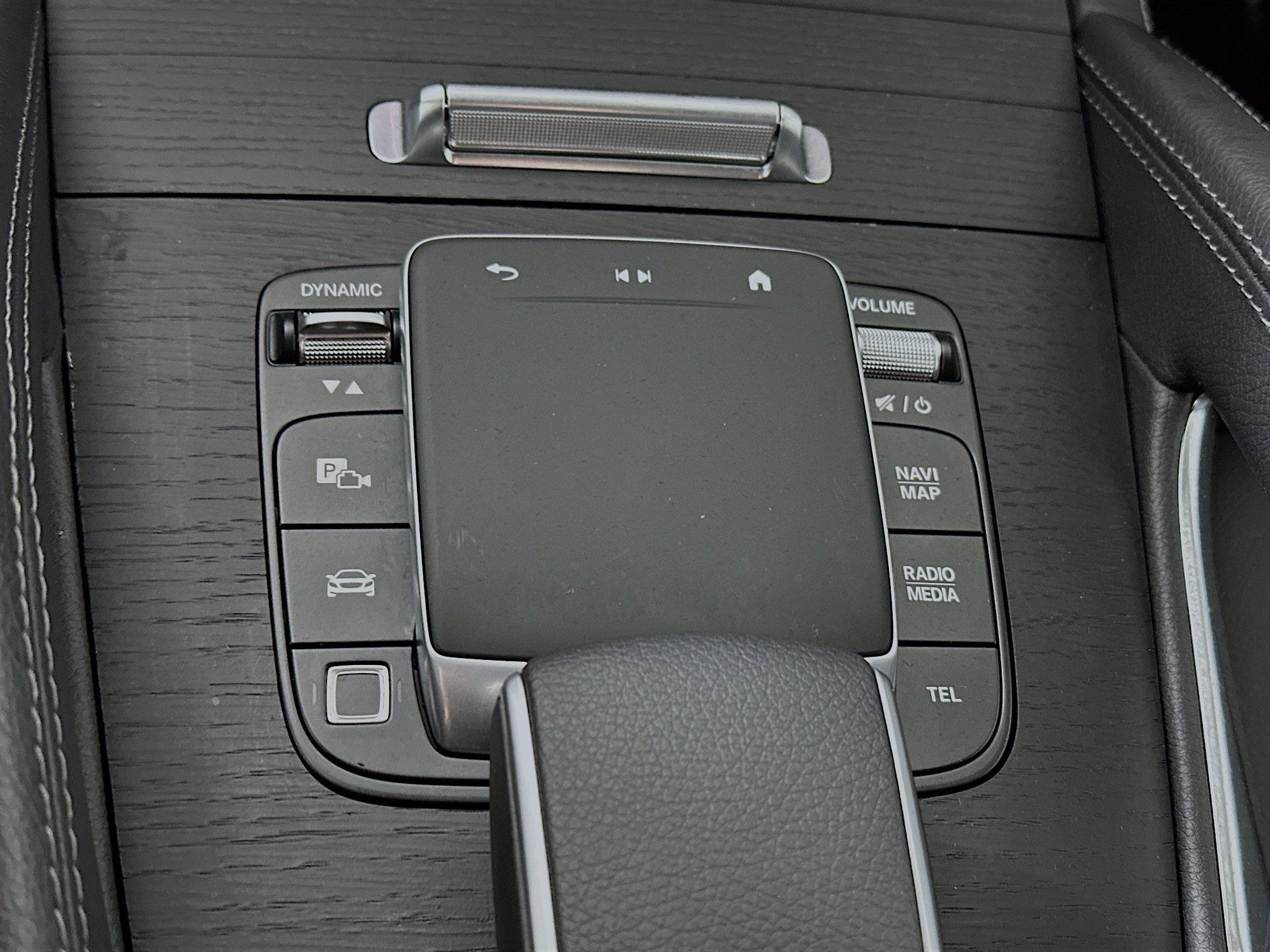 Certified 2025 Mercedes-Benz GLE 350 4MATIC image 21