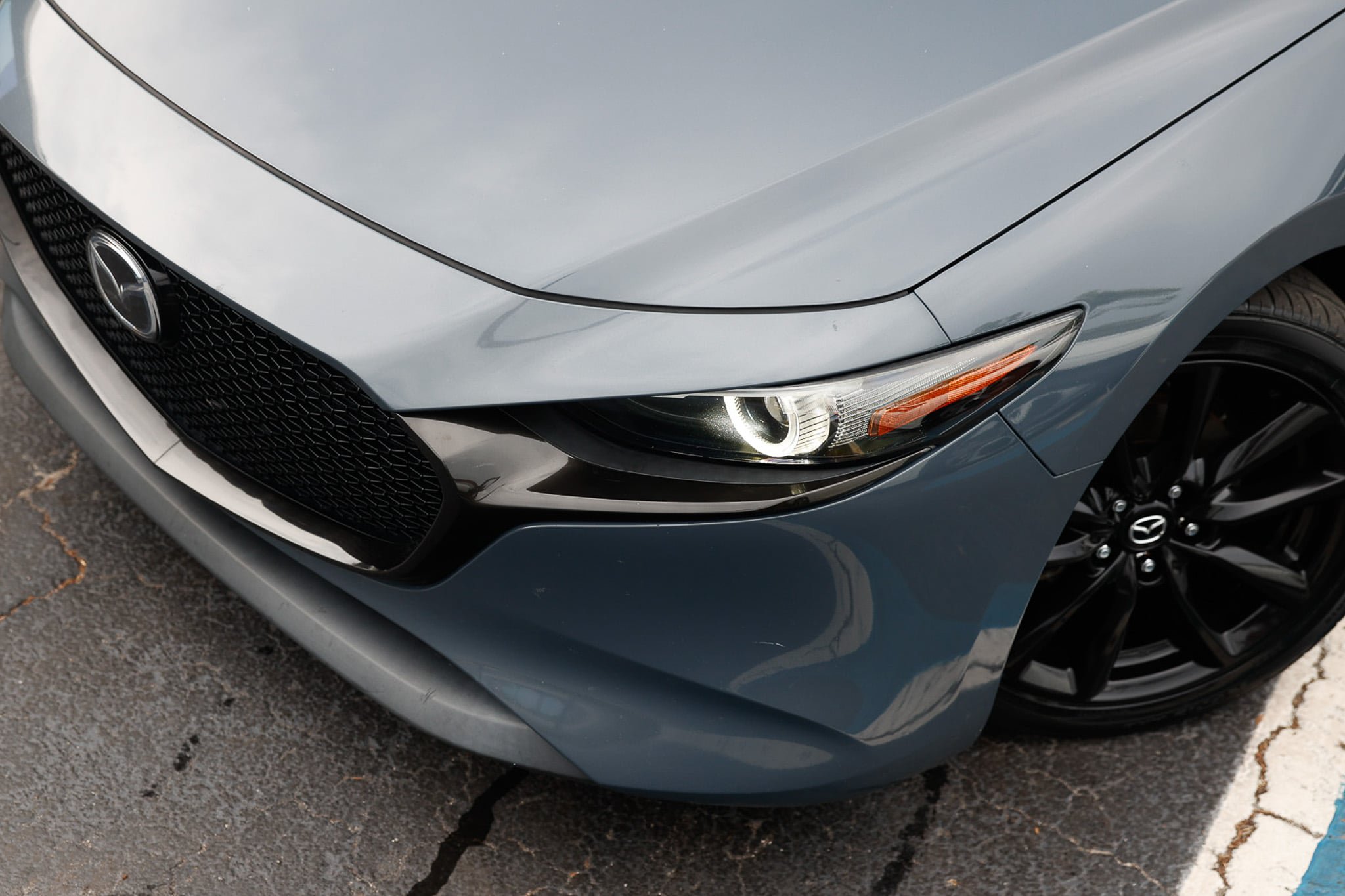 Used 2019 MAZDA MAZDA3 Hatchback w/ Premium Package FWD image 30