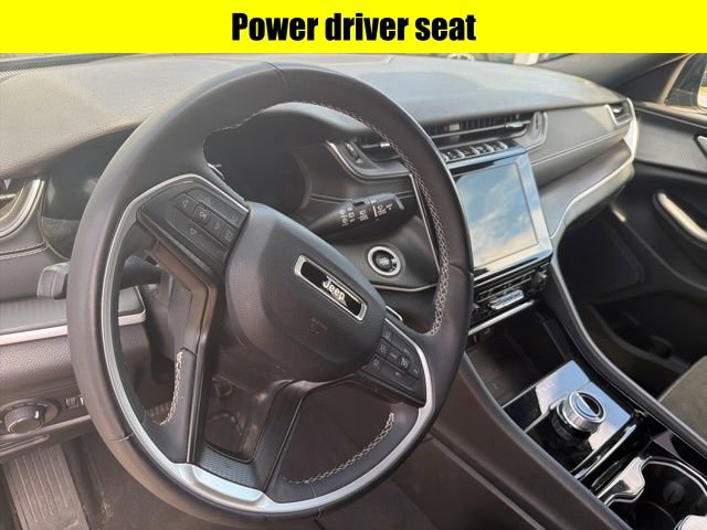 Used 2023 Jeep Grand Cherokee L Laredo AWD/4WD image 15