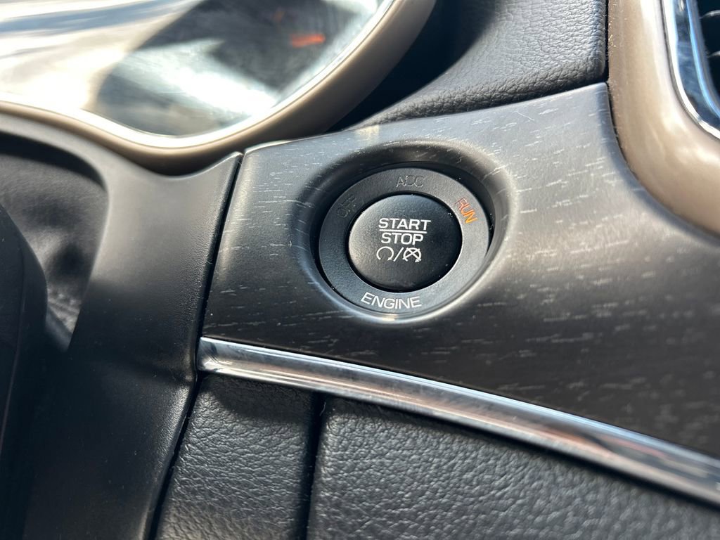 Used 2015 Jeep Grand Cherokee Limited image 35